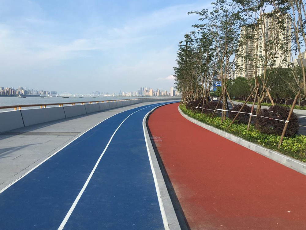 新鄉(xiāng)市瀝青路面攤鋪施工要點(diǎn)？