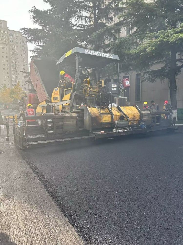 鄭州瀝青路面混合料的運輸管理規(guī)范